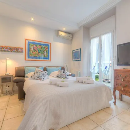 Capucine 0 Apartment *